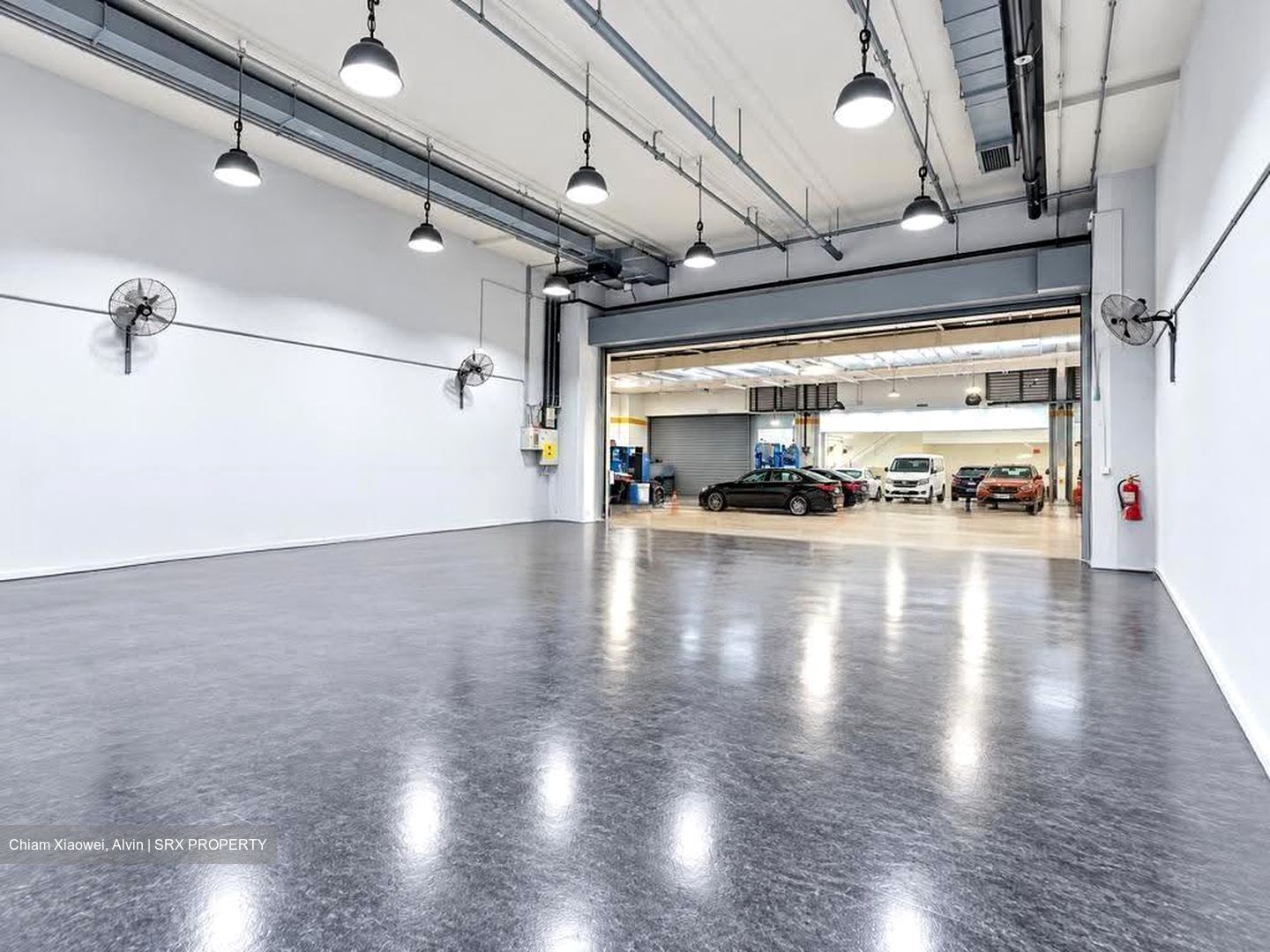 Carros Centre (D25), Factory #620558961